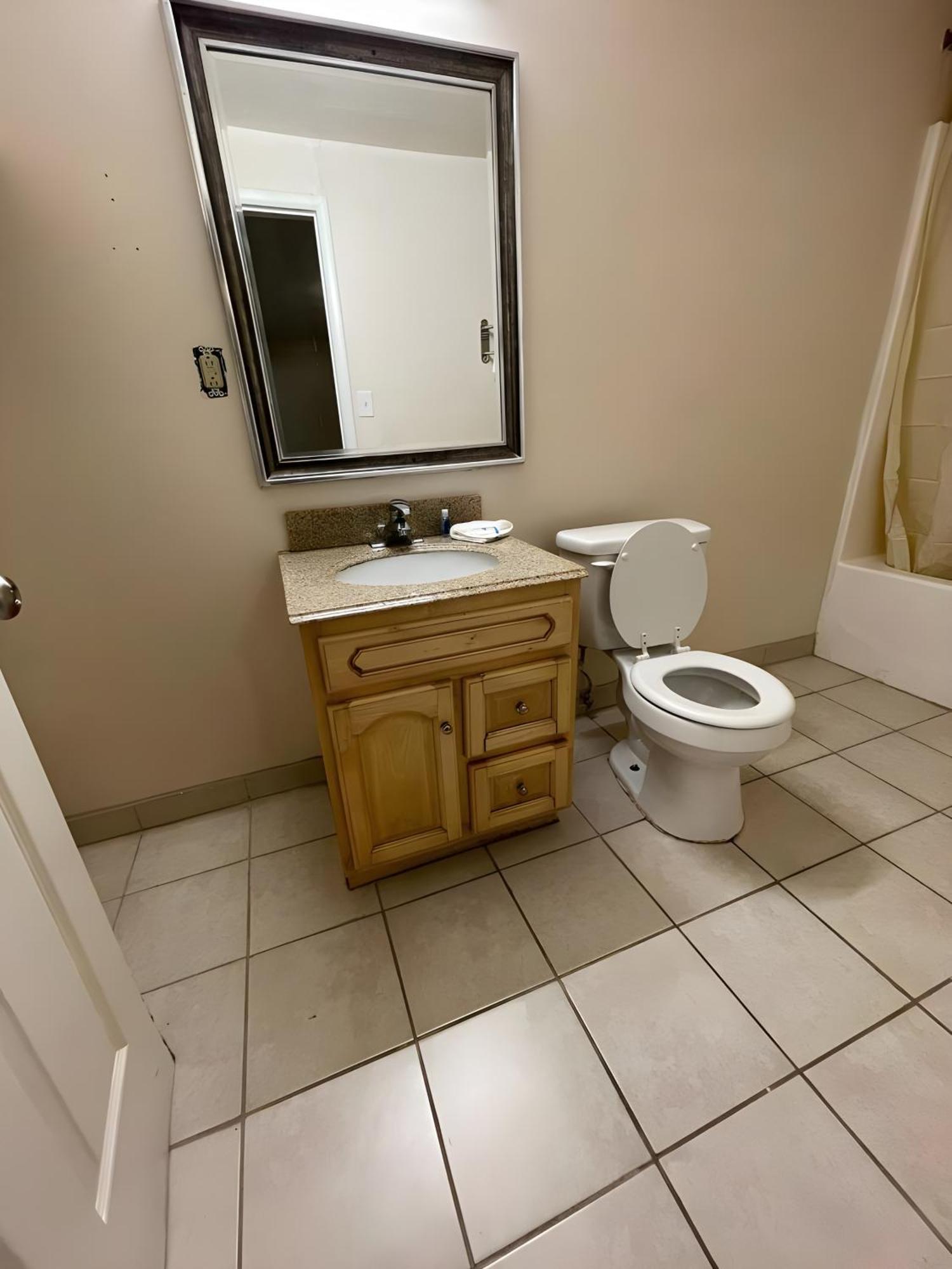 Scottish - Middletown Hotel 2*